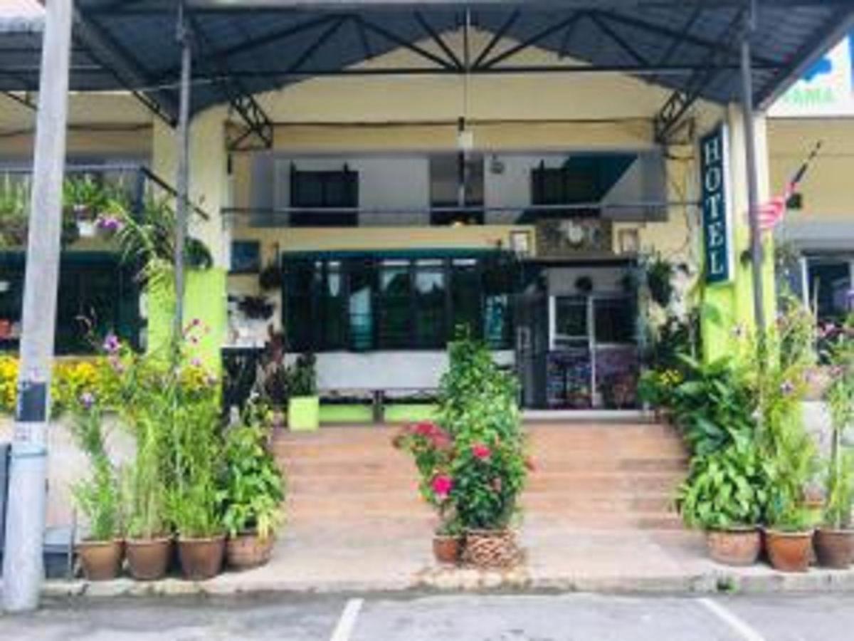 Oyo 90760 Lily Haven Hotel 丹那拉打 外观 照片
