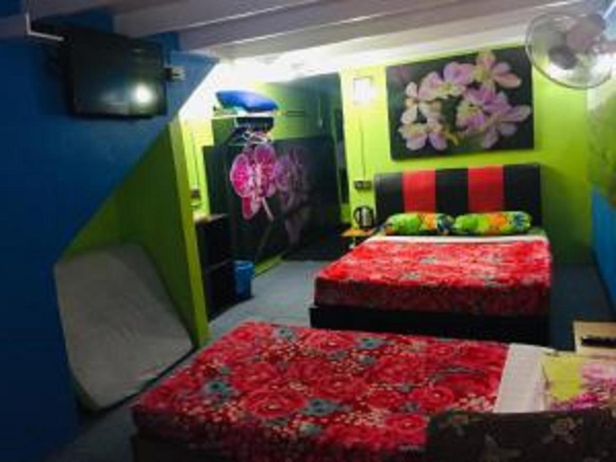 Oyo 90760 Lily Haven Hotel 丹那拉打 外观 照片